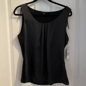 Chaus NWT size large black camisole sleeveless